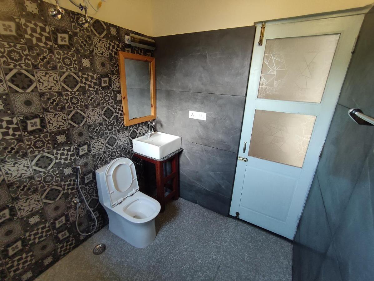 Kainchi Boutique Homestay Rāmgarh Exteriör bild