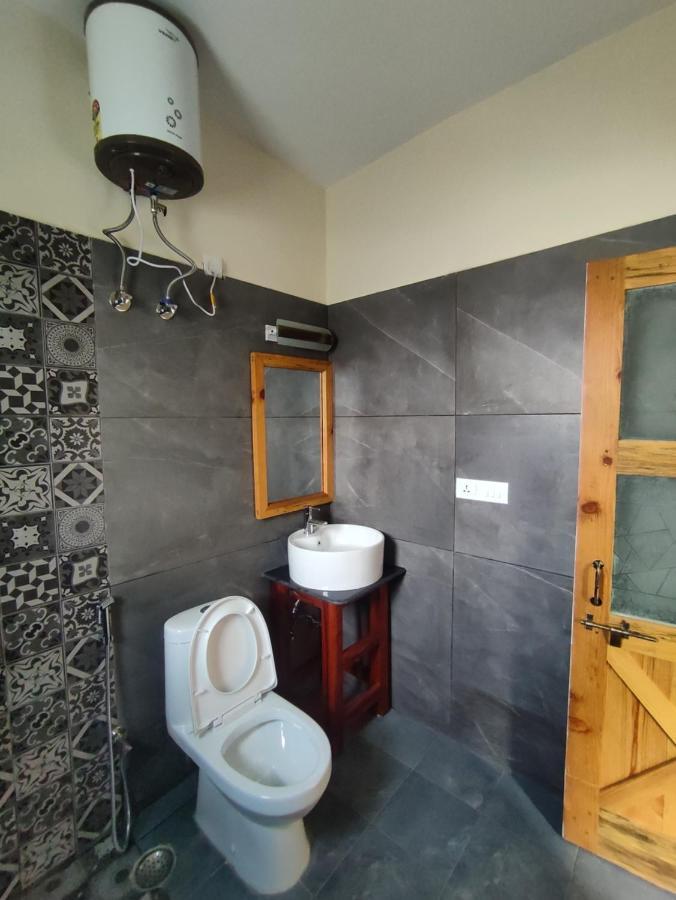 Kainchi Boutique Homestay Rāmgarh Exteriör bild