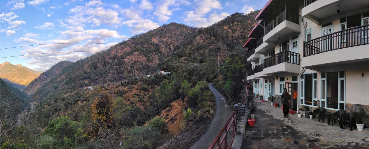 Kainchi Boutique Homestay Rāmgarh Exteriör bild